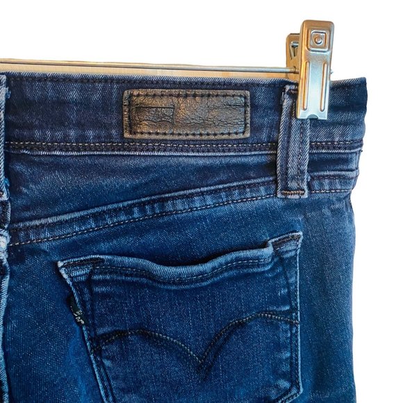 Levi’s Bold Curve jeans dark wash size 3M - Picture 4 of 8